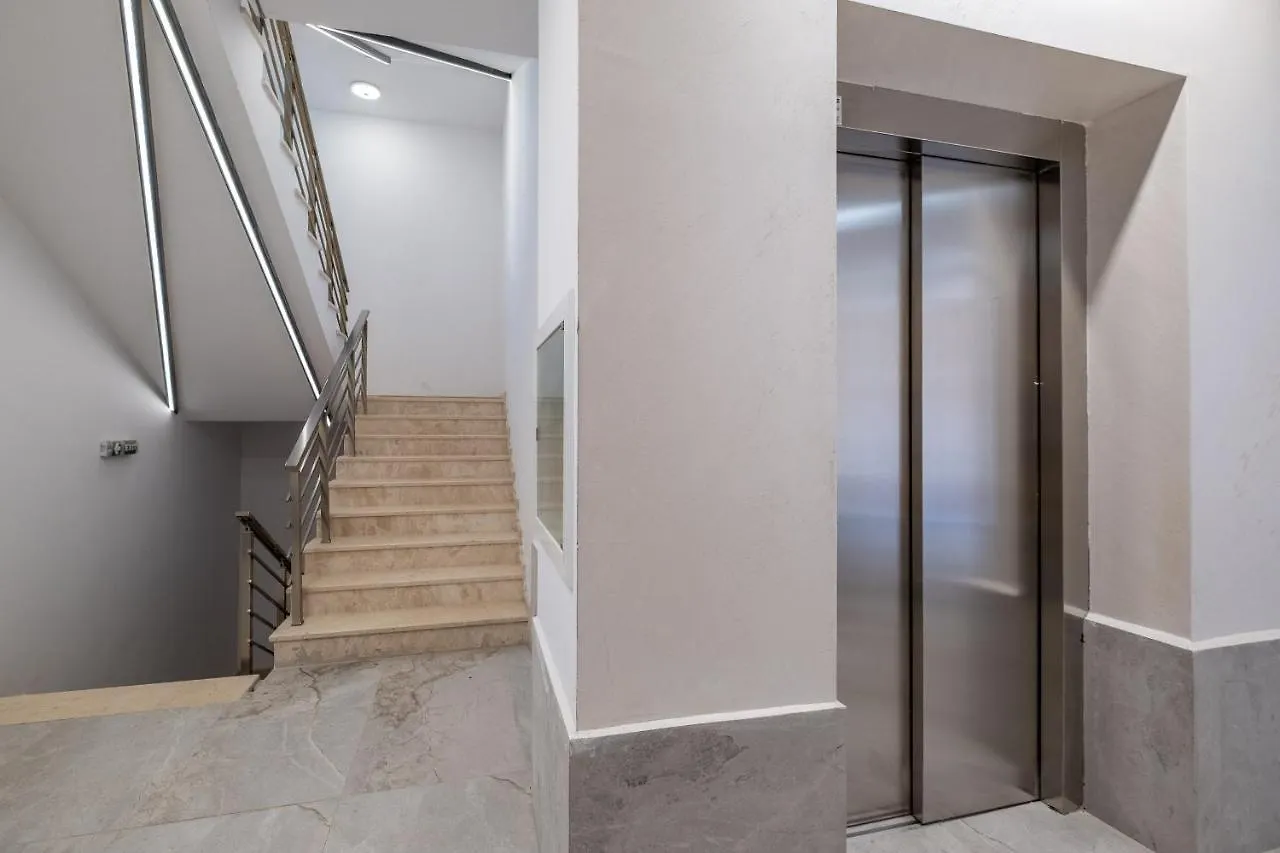 Emirates Lux Apartment And Parking Sofia Bulgaria